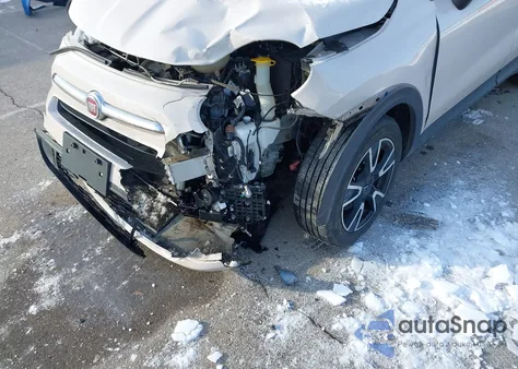 2016 Fiat 500X Easy из США, поврежденный, VIN ZFBCFXBT3GP386493